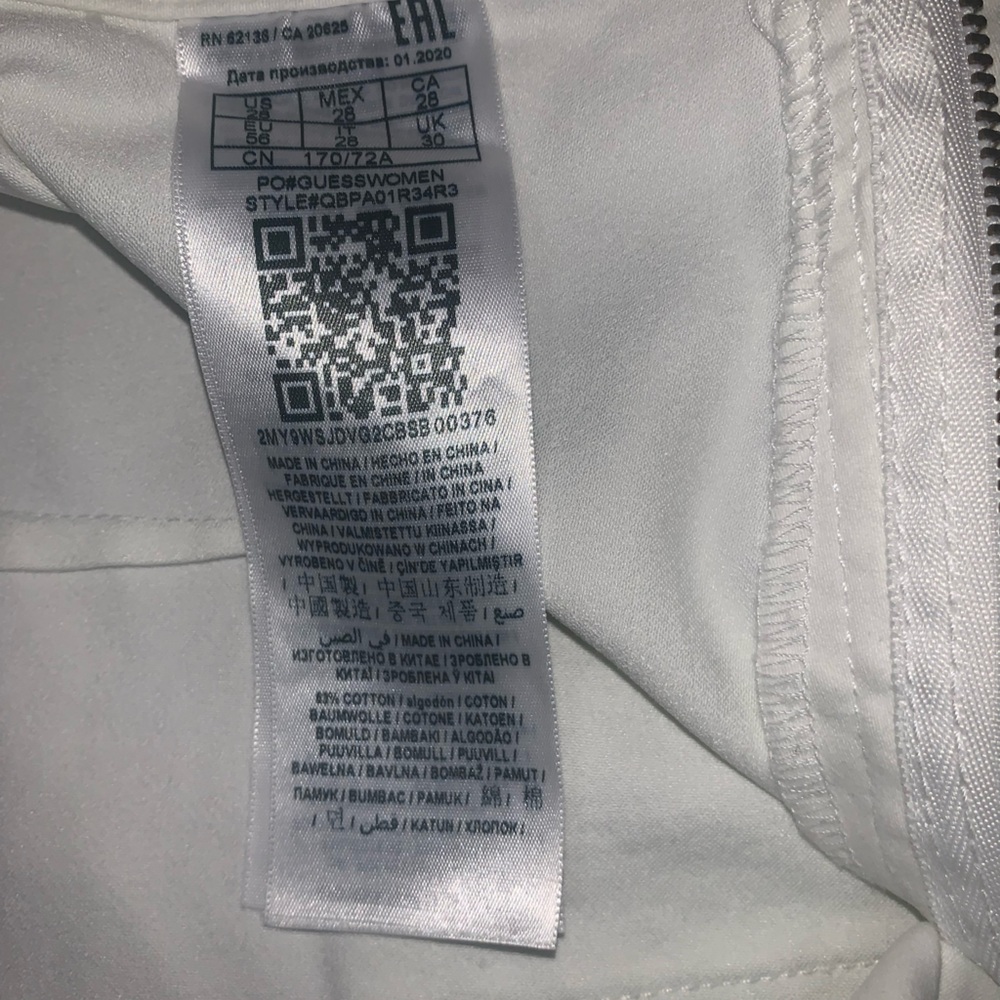 Guess Los Angeles White Cigarette Pants - 28 - Mint Condition - wore once - Picture 6 of 7